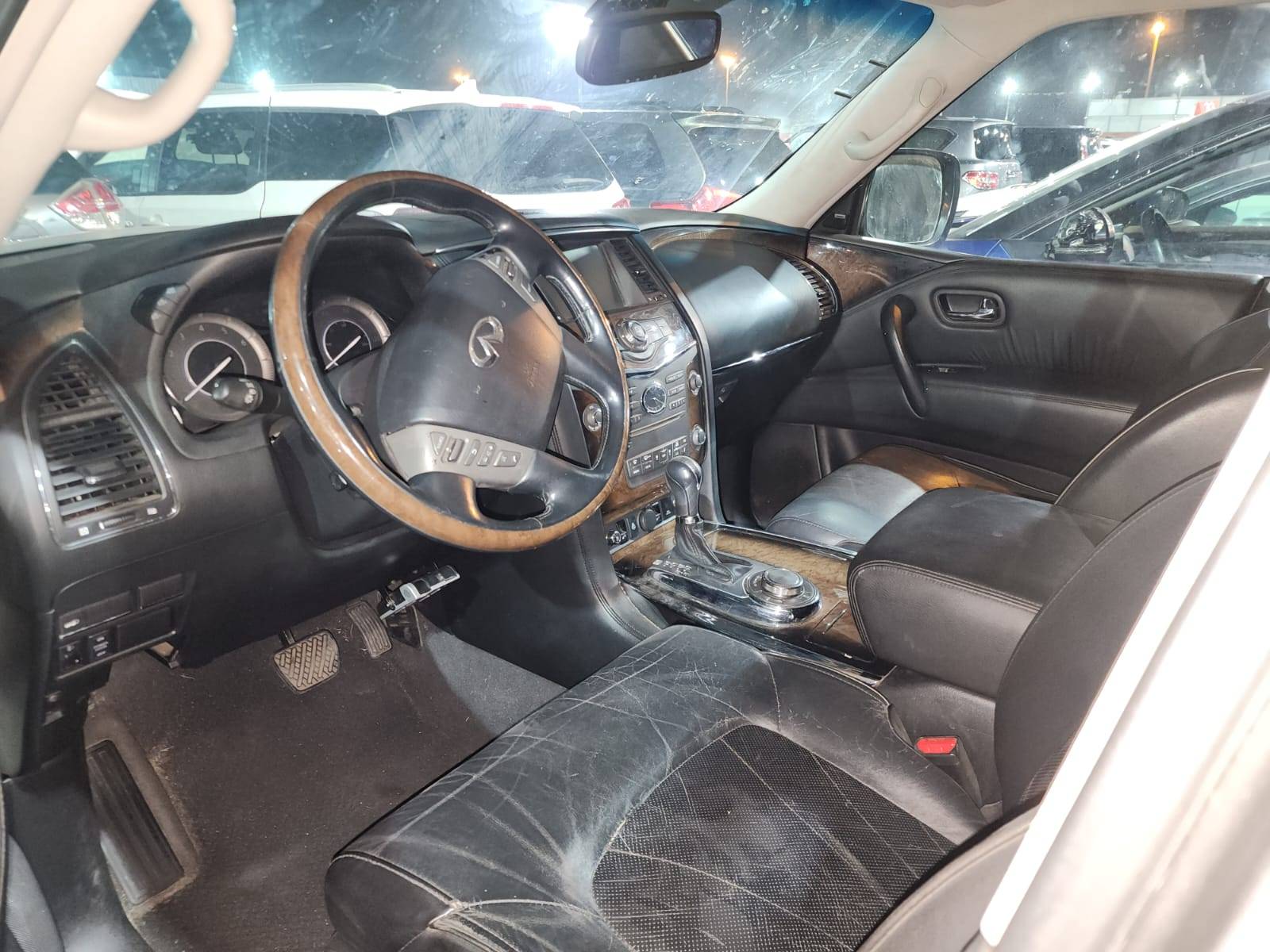2014 INFINITI QX80 — 197100 Miles — Lot 9350846 - Marhaba Auctions Used Cars - Image 9