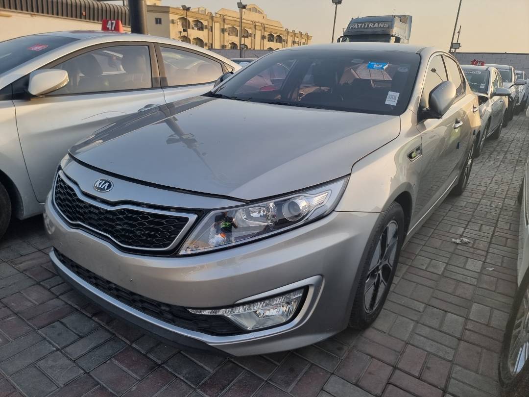 2014 KIA K5 — 276720 KM — Lot 056714 — Ind. 12 - Marhaba Auctions Used Cars - Image 3