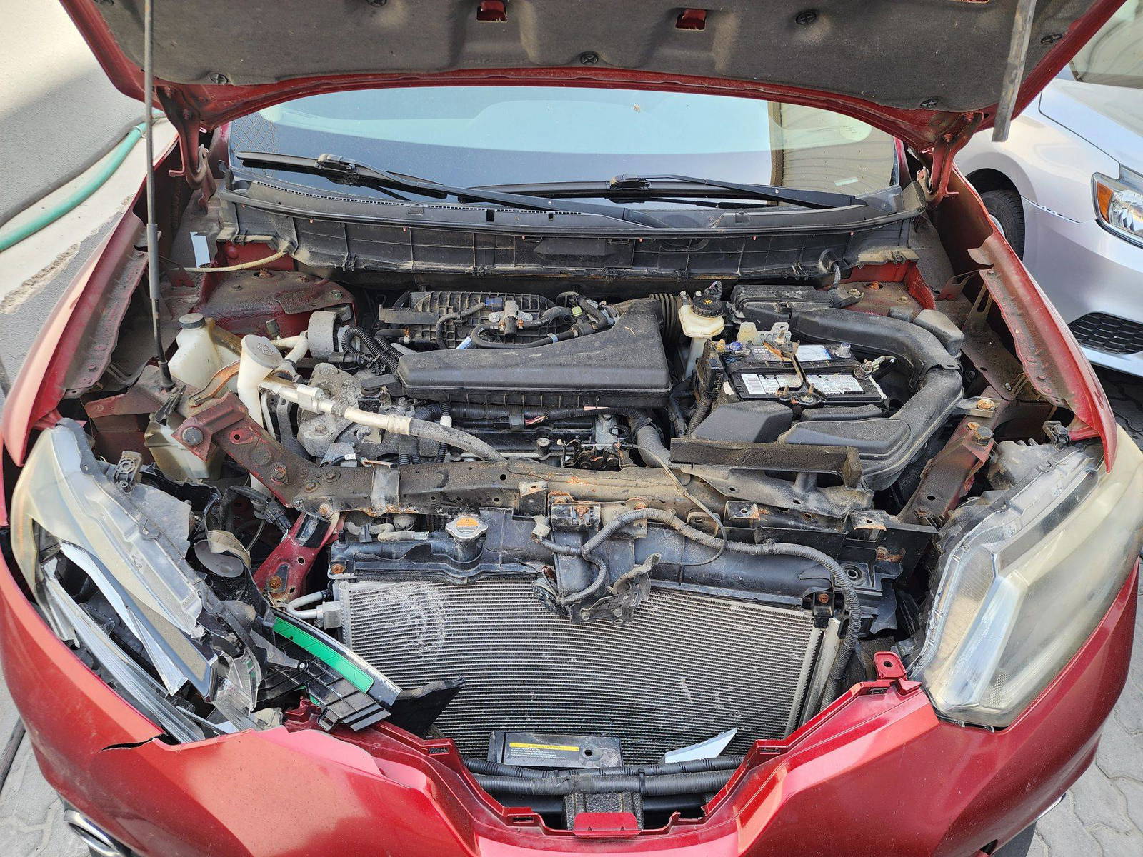 2015 NISSAN ROGUE — 151740 KM — Lot 12344234 — Al Quoz - Marhaba Auctions Used Cars - Image 13