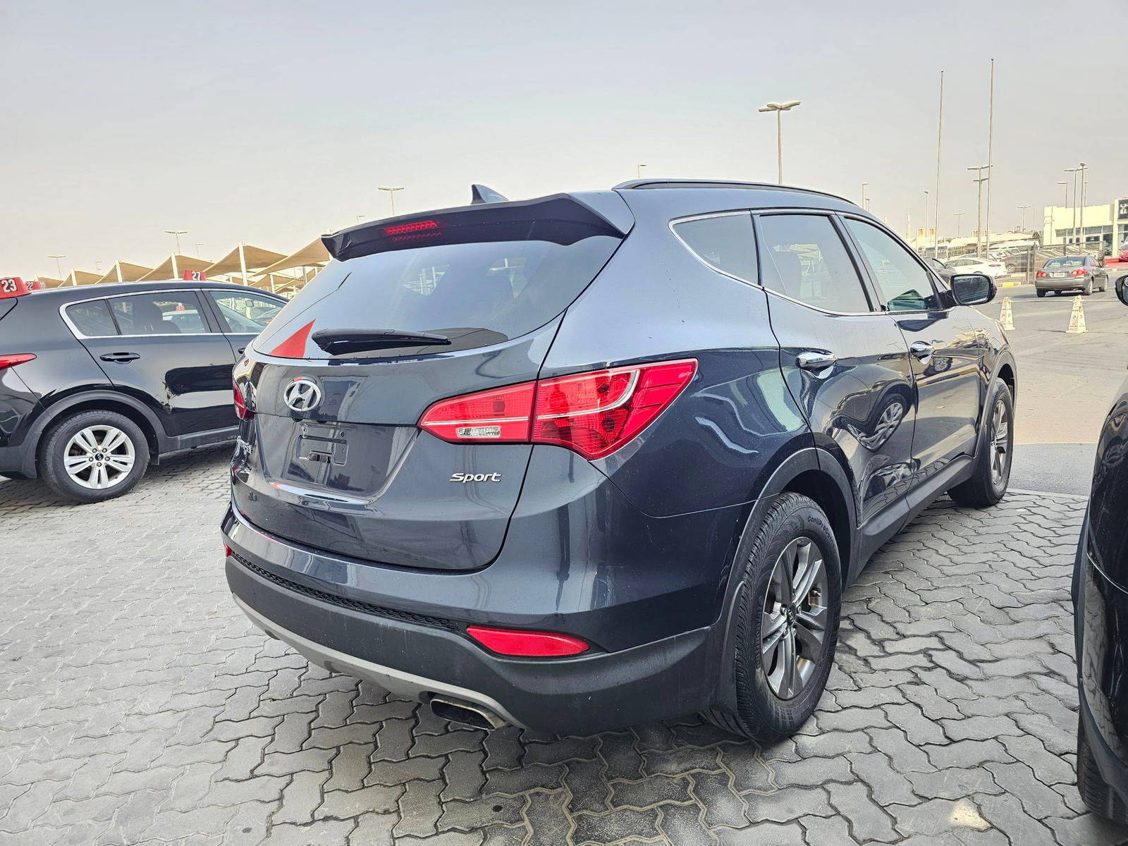 2016 HYUNDAI SANTA FE — 125733 Miles — Lot GG380578 — Souq - Marhaba Auctions Used Cars - Image 3