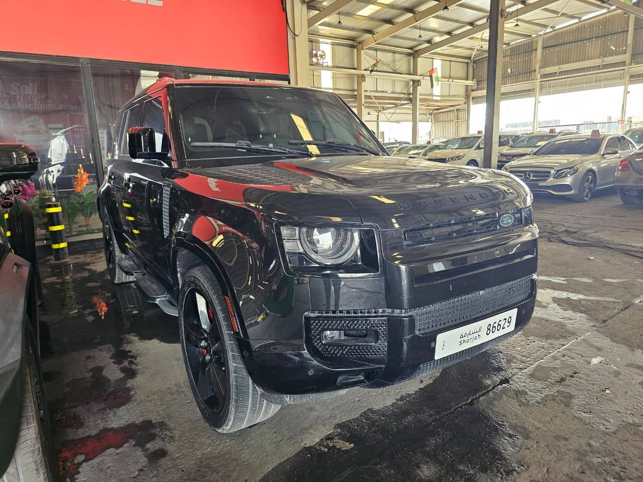 2022 LAND ROVER DEFENDER 110 1ST EDITION — sold — 176297 KM — Lot N2066508 — Main - Marhaba Auctions Used Cars - Image 3