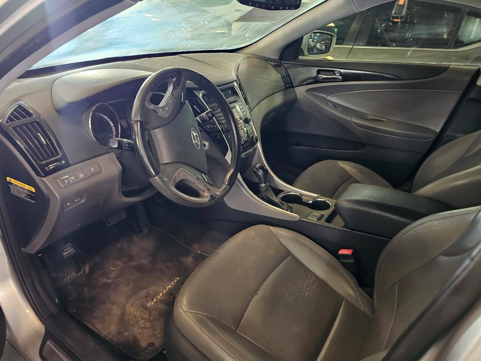 2012 HYUNDAI SONATA — 263684 Miles — Lot 73302845 — Main - Marhaba Auctions Used Cars - Image 6