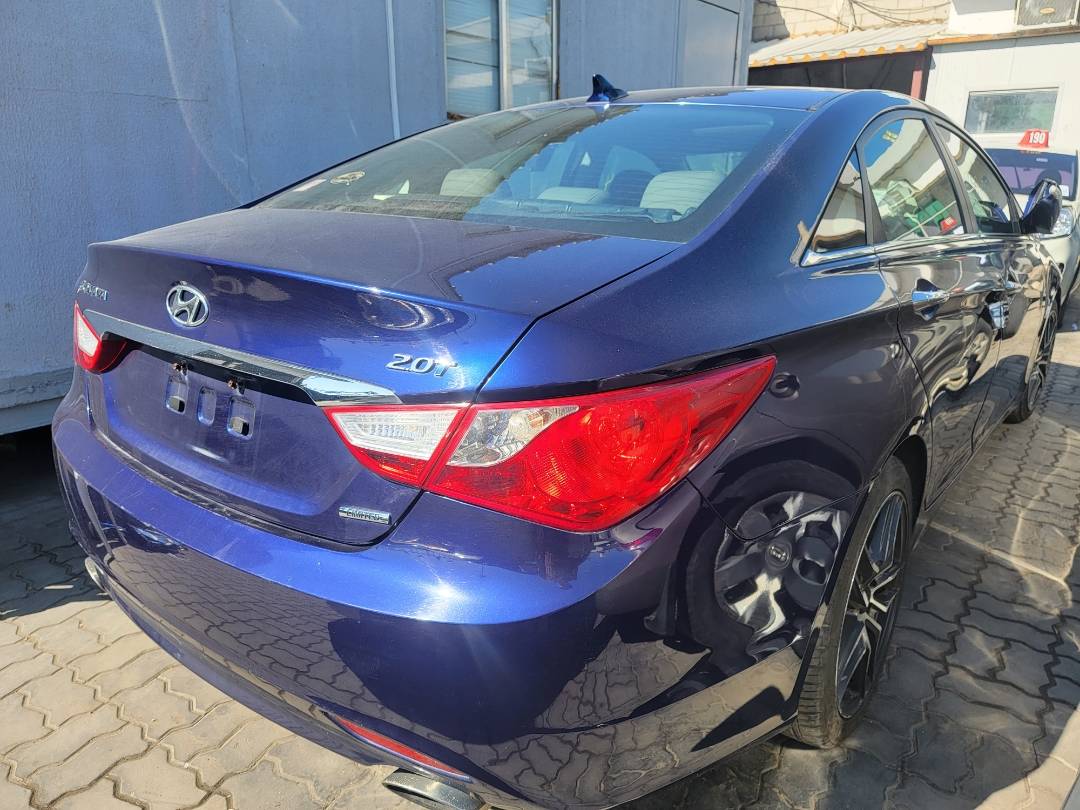 2011 HYUNDAI SONATA — 194607 Miles — Lot 68945834 — Main - Marhaba Auctions Used Cars - Image 5