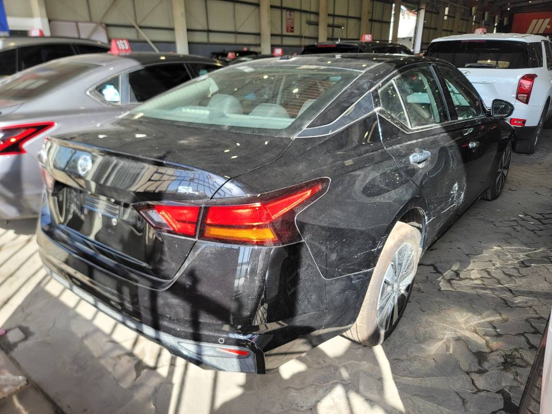 2020 NISSAN ALTIMA — 127431 Miles — Lot LC131086 — Main - Marhaba Auctions Used Cars - Image 5