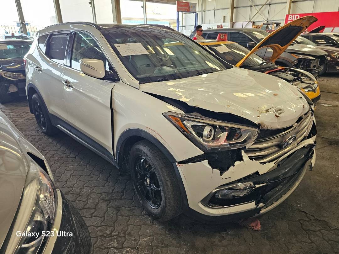 2017 HYUNDAI SANTA FE — 111977 KM — Lot 422643 — Main - Marhaba Auctions Used Cars - Image 5
