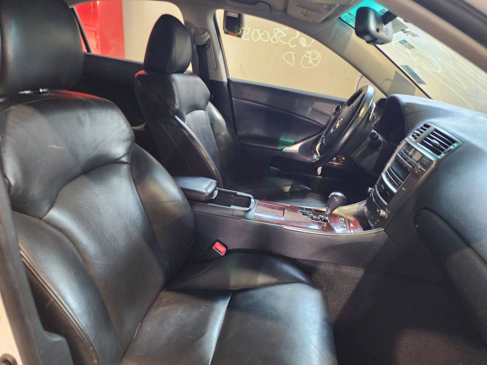 2008 LEXUS IS 250 — 183785 Miles — Lot 65380054 — Al Quoz - Marhaba Auctions Used Cars - Image 9