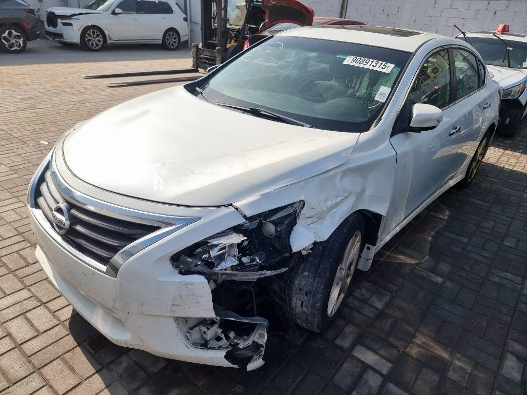 2013 NISSAN ALTIMA — 153384 Miles — Lot C148029 — Ind. 12 - Marhaba Auctions Used Cars - Image 3