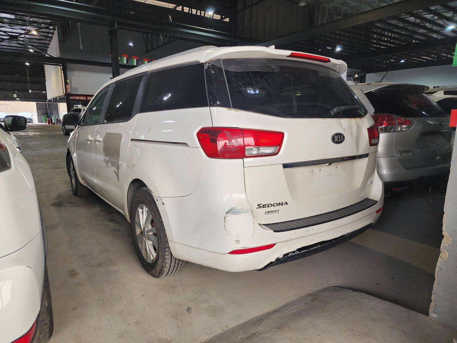 2017 KIA SEDONA — 160439 Miles — Lot 325030 — Main - Marhaba Auctions Used Cars - Image 6