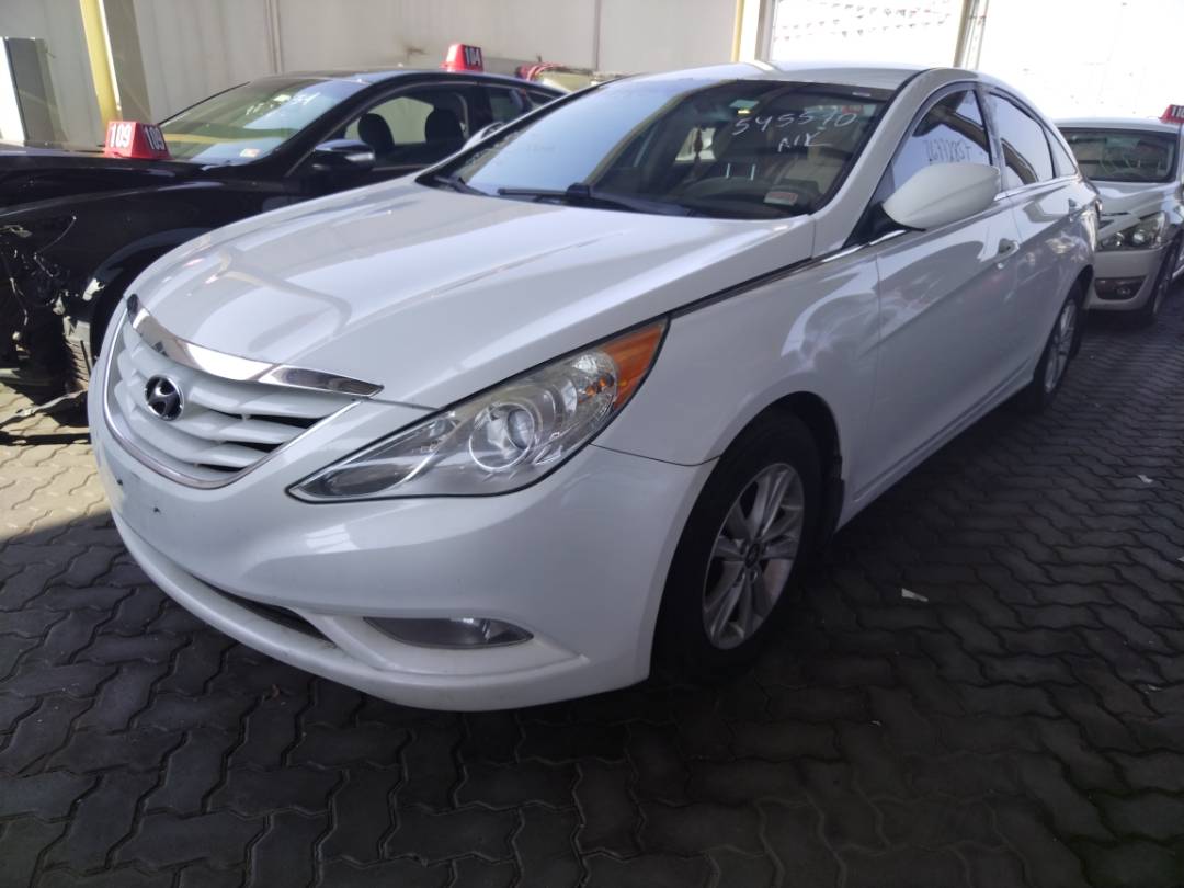 2013 HYUNDAI SONATA — 172500 Miles — Lot 36772857 - Marhaba Auctions Used Cars - Image 10