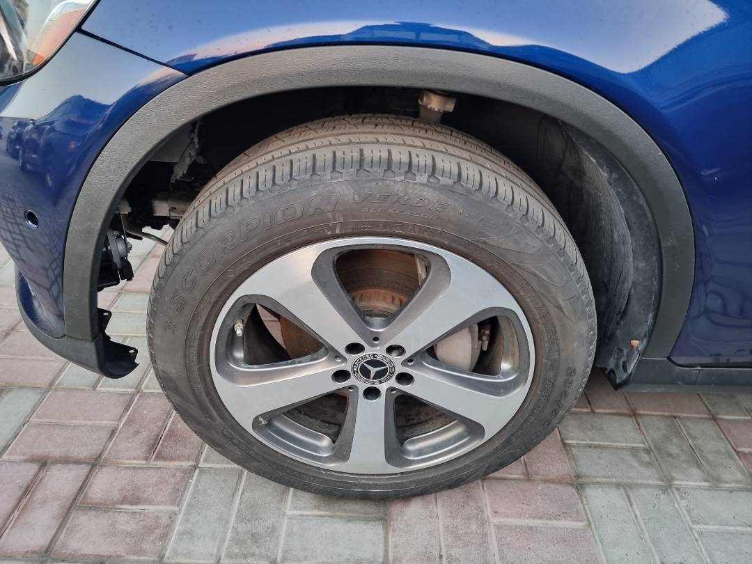 2019 MERCEDES BENZ GLC-300 — 51556 Miles — Lot 39563114 — Ind. 12 - Marhaba Auctions Used Cars - Image 12