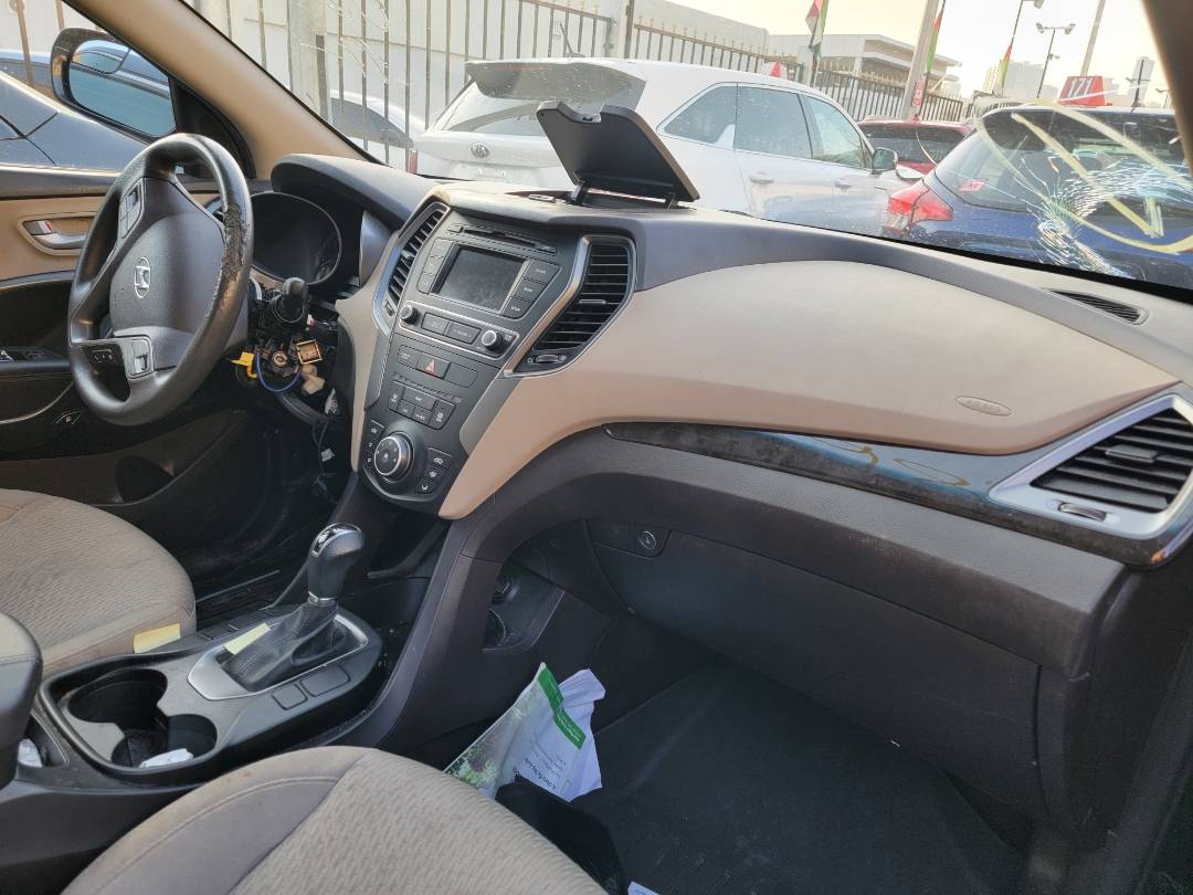 2018 HYUNDAI SANTA FE — 180955 Miles — Lot 062386 - Marhaba Auctions Used Cars - Image 9