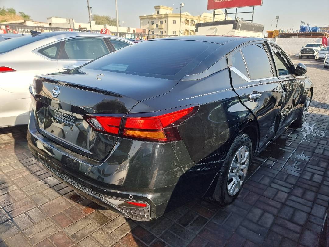 NISSAN ALTIMA 2021 - Marhaba Auction Used Cars - Image 4