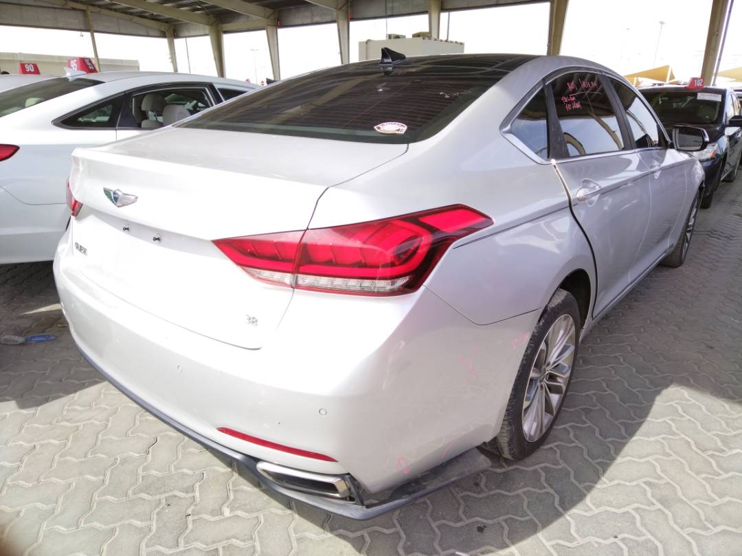 2015 HYUNDAI GENESIS — 159361 Miles — Lot 38176339 - Marhaba Auctions Used Cars - Image 10