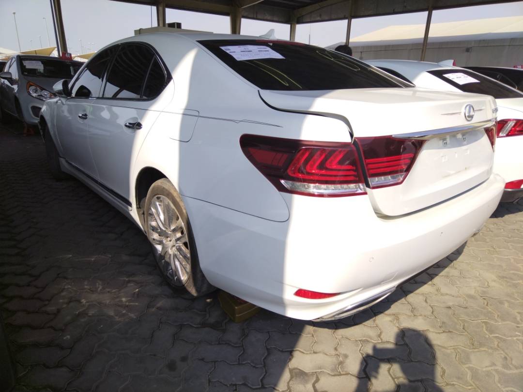 2013 LEXUS LS 460 — 153644 Miles — Lot D5119623 - Marhaba Auctions Used Cars - Image 5