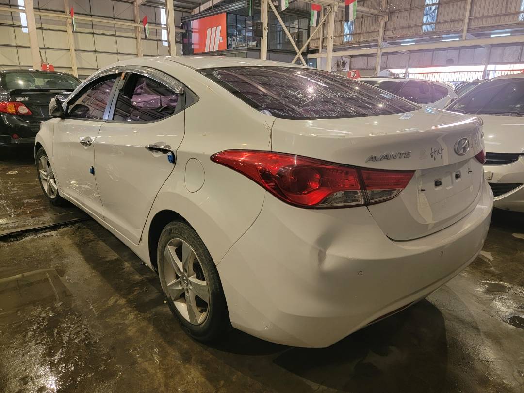 2012 HYUNDAI AVANTE — 85459 KM — Lot 245653 — Main - Marhaba Auctions Used Cars - Image 4