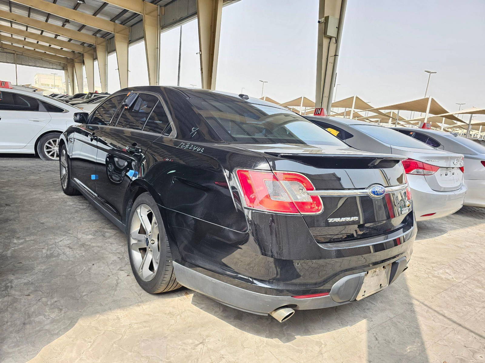 2012 FORD TAURUS — 211069 KM — Lot 103648 — Ind. 12 - Marhaba Auctions Used Cars - Image 5