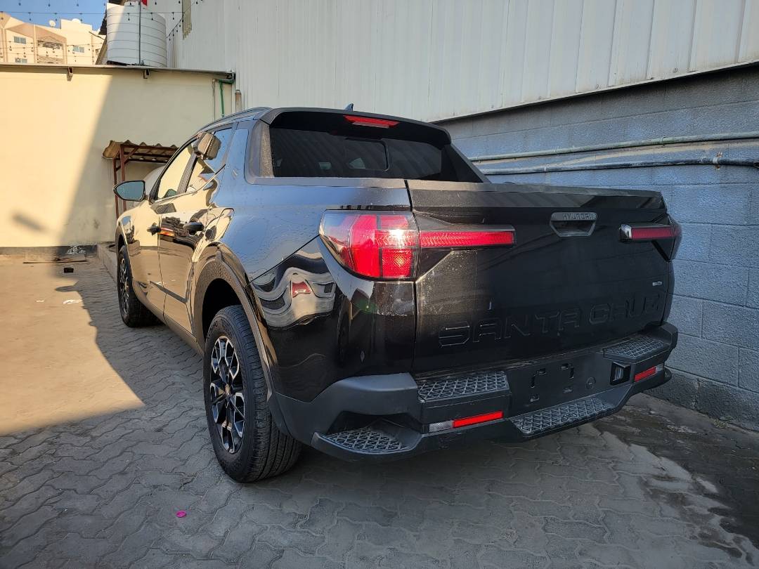 2022 HYUNDAI SANTA CRUZ — 37923 Miles — Lot 016270 — Main - Marhaba Auctions Used Cars - Image 3