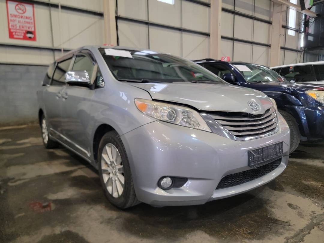 2015 TOYOTA SIENNA — 160292 Miles — Lot 37041430 — Main - Marhaba Auctions Used Cars - Image 5