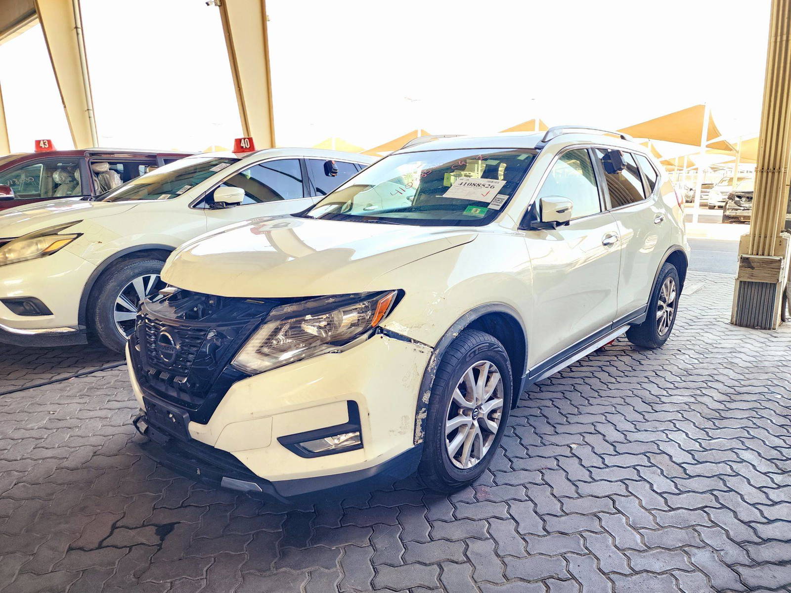 2018 NISSAN ROGUE — 152296 Miles — Lot W319952 — Souq - Marhaba Auctions Used Cars - Image 5