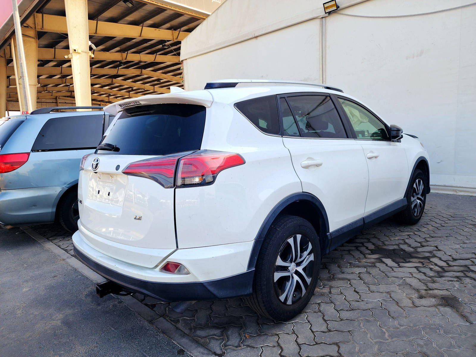 2016 TOYOTA RAV4 — 96231 Miles — Lot 64093504 — Souq - Marhaba Auctions Used Cars - Image 3