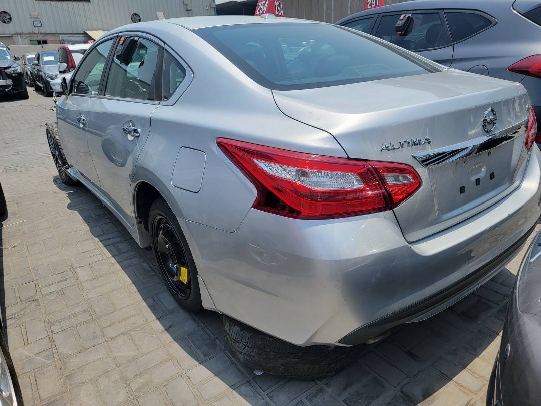 2016 NISSAN ALTIMA — 135865 Miles — Lot GC128957 — Main - Marhaba Auctions Used Cars - Image 4