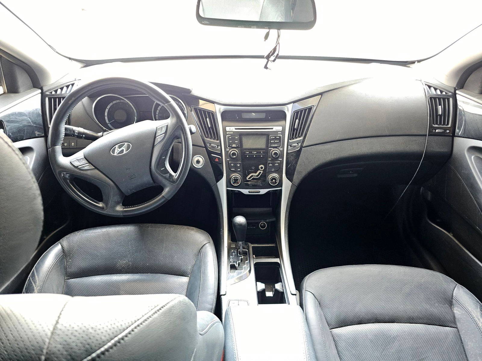 HYUNDAI SONATA 2010 - Marhaba Auction Used Cars - Image 6