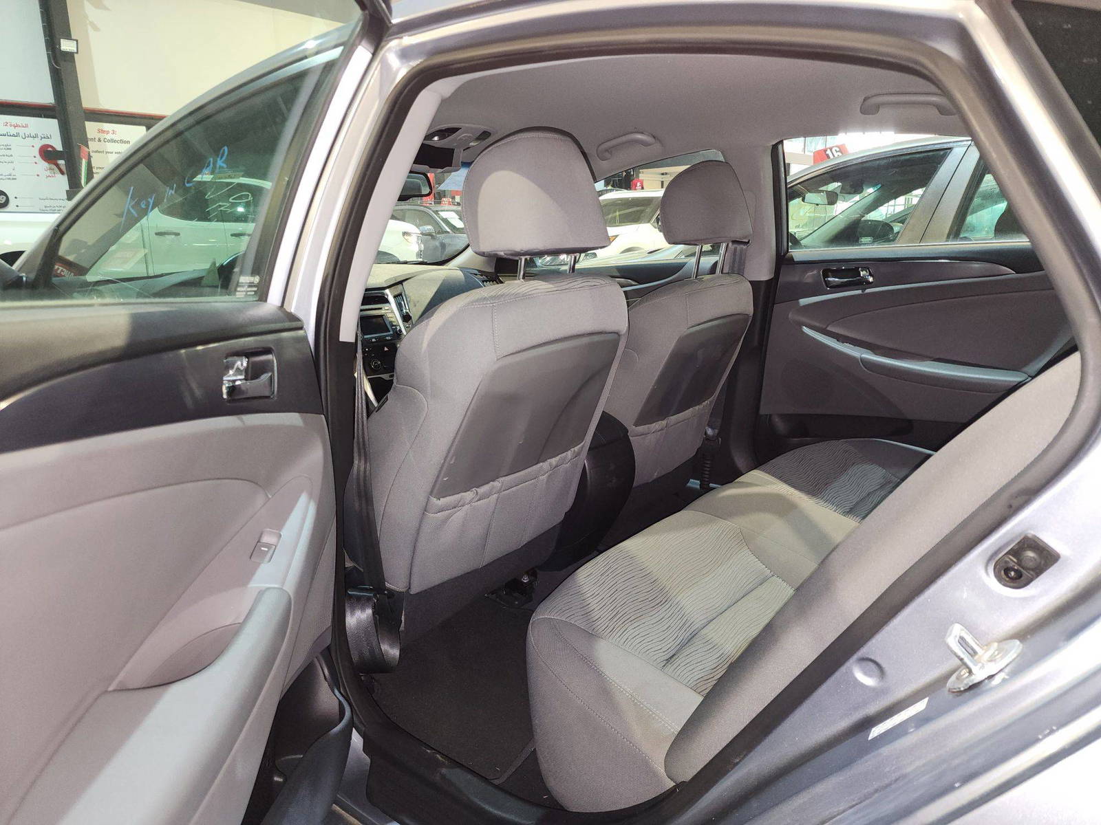 2015 HYUNDAI SONATA — 126594 Miles — Lot 930098 — Al Quoz - Marhaba Auctions Used Cars - Image 8