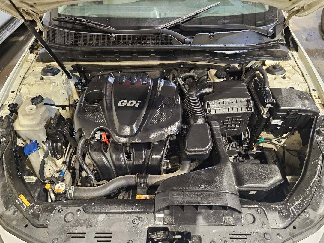 2015 KIA OPTIMA — 164752 Miles — Lot F5601370 — Main - Marhaba Auctions Used Cars - Image 9