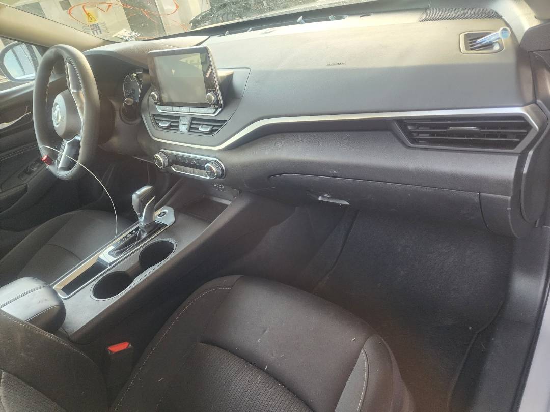 2020 NISSAN ALTIMA — 84824 Miles — Lot 38687755 - Marhaba Auctions Used Cars - Image 5