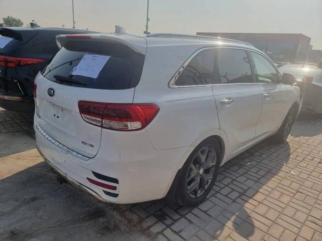 2016 KIA SORENTO — 149817 Miles — Lot 128946 — Ind. 12 - Marhaba Auctions Used Cars - Image 4