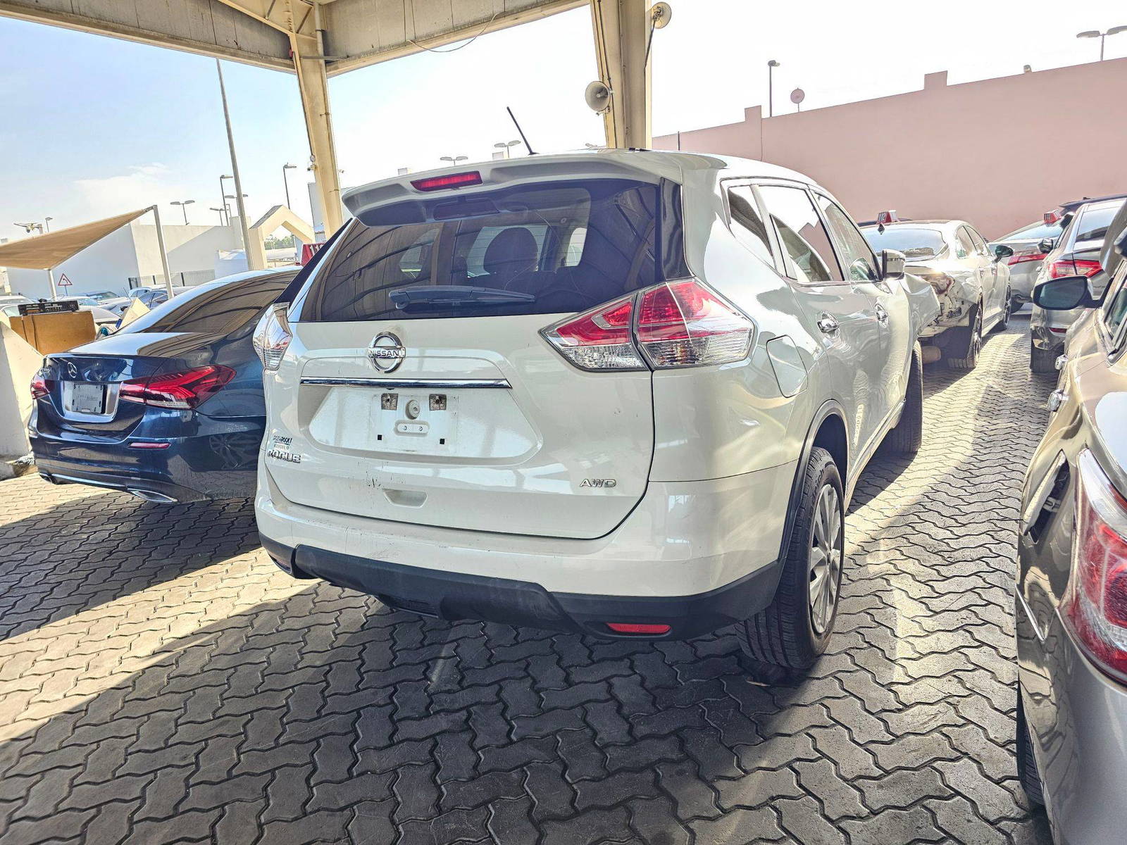 2015 NISSAN ROGUE — 207819 Miles — Lot K8FC783946 — Souq - Marhaba Auctions Used Cars - Image 3