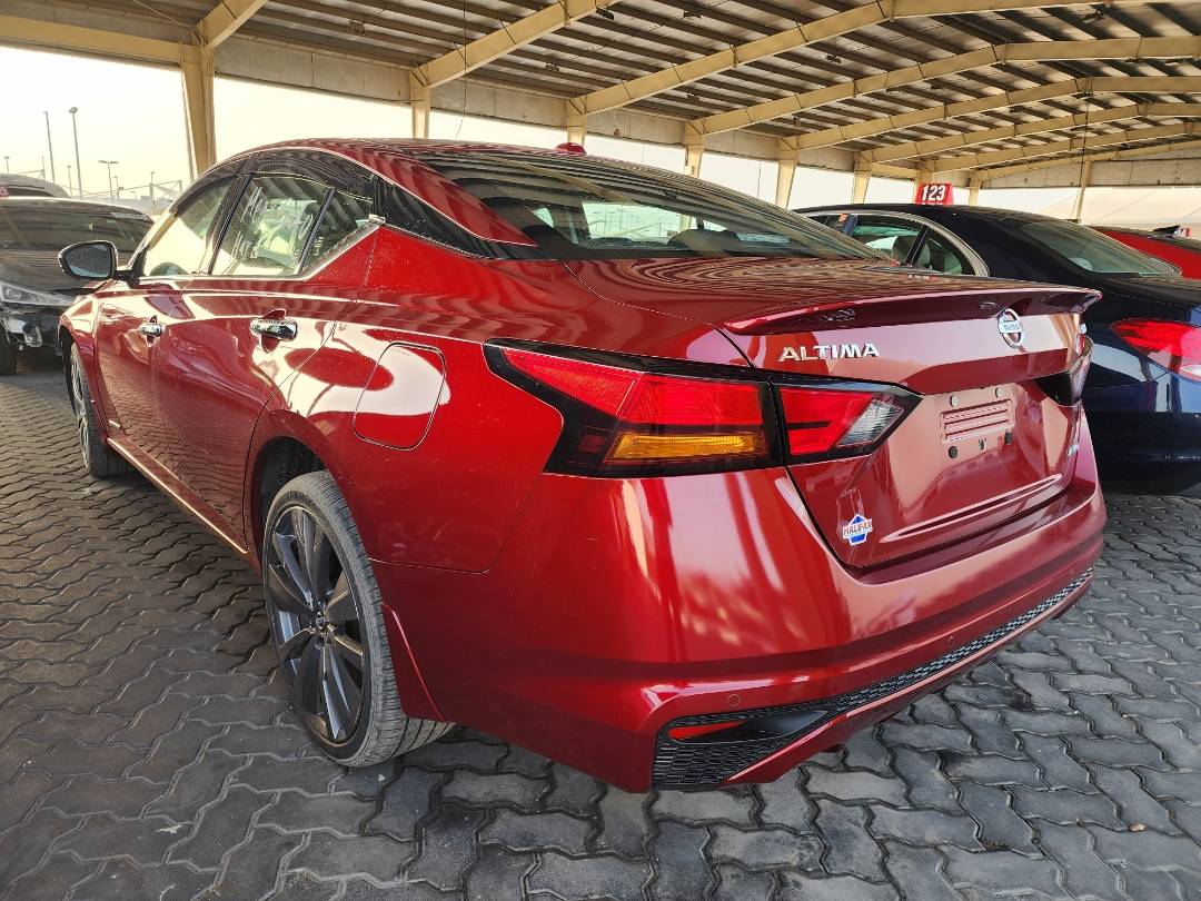 2019 NISSAN ALTIMA — 75006 KM — Lot 74059083 — Souq - Marhaba Auctions Used Cars - Image 9