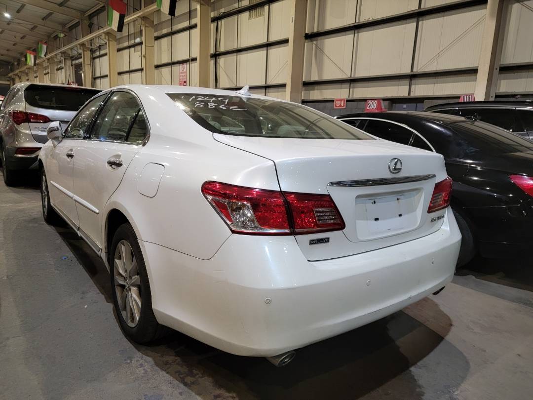 2011 LEXUS ES 350 — 177826 Miles — Lot 2420086 — Main - Marhaba Auctions Used Cars - Image 5