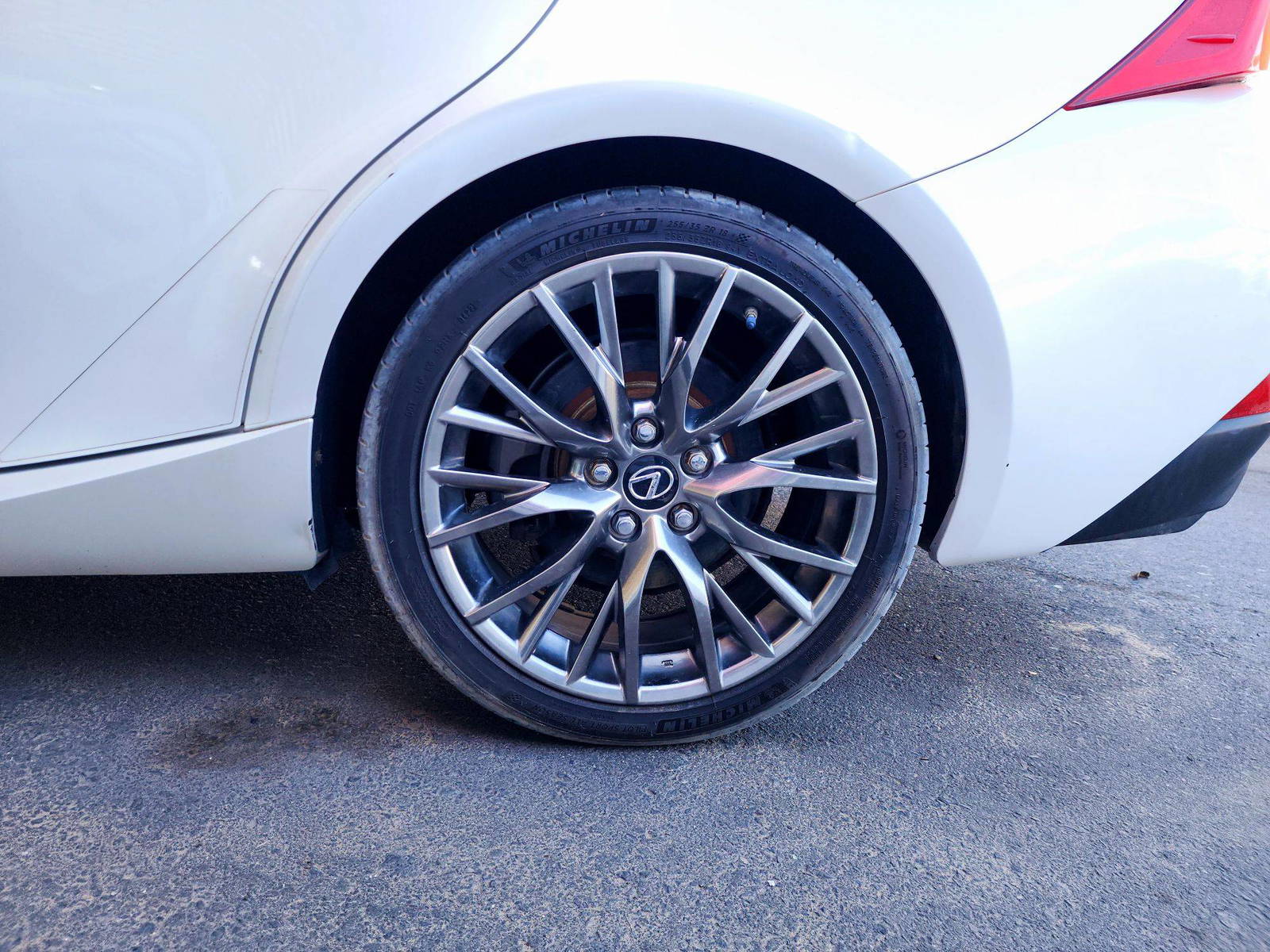 2017 LEXUS IS 300 — 47383 Miles — Lot XH5024483 — Souq - Marhaba Auctions Used Cars - Image 11