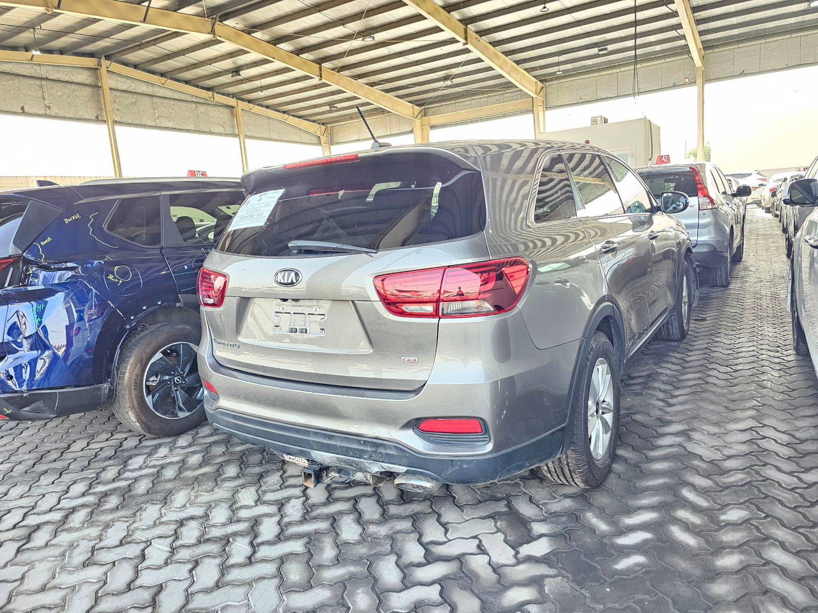 2019 KIA SORENTO — 116768 Miles — Lot XKG474500 — Souq - Marhaba Auctions Used Cars - Image 3