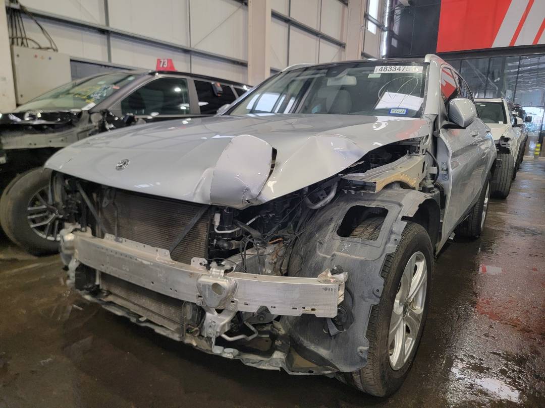 2018 MERCEDES BENZ GLC-300 — 35395 Miles — Lot JV039706 — Main - Marhaba Auctions Used Cars - Image 5