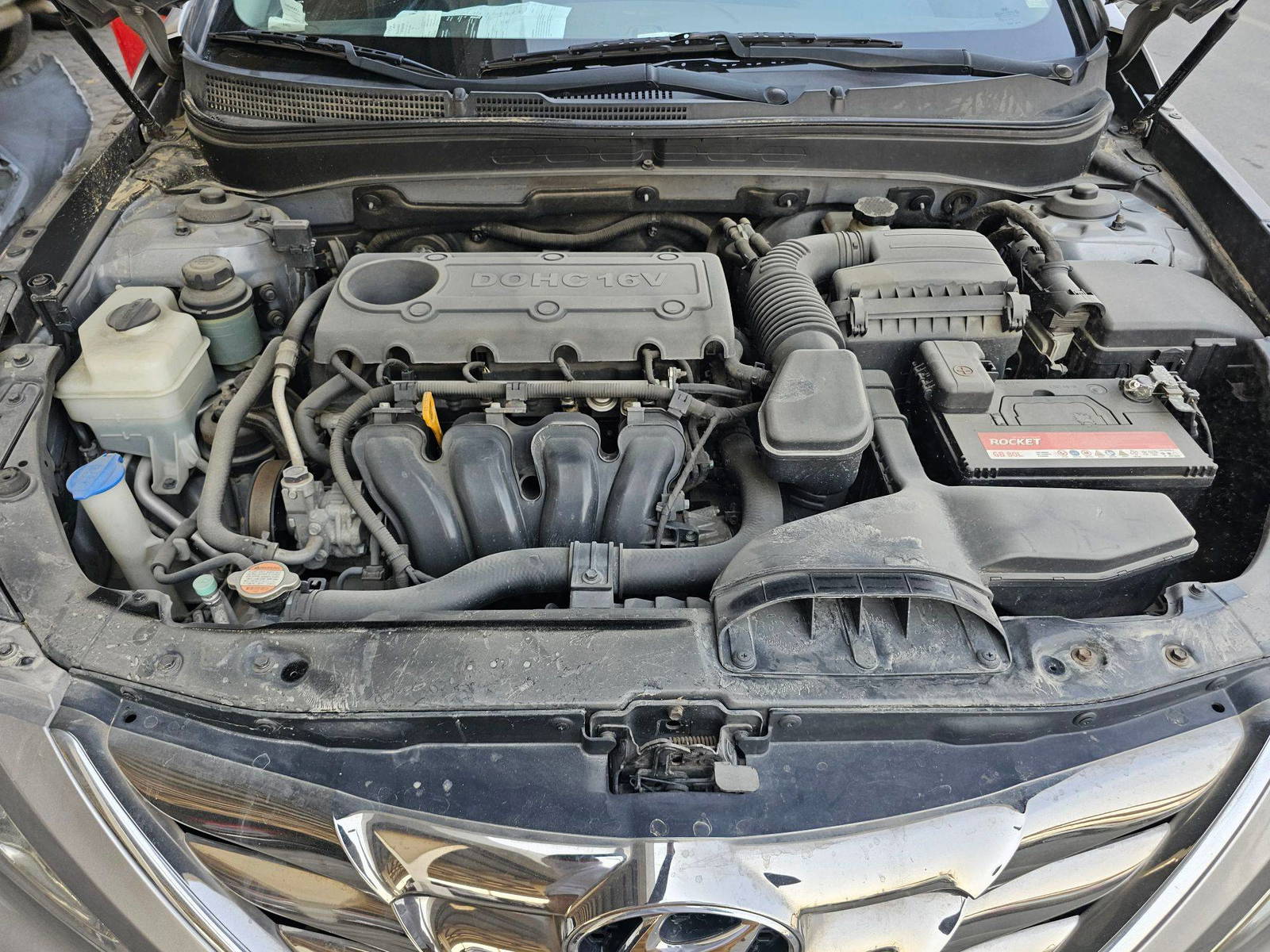 2010 HYUNDAI SONATA — 89969 KM — Lot BAA019307 — Souq - Marhaba Auctions Used Cars - Image 11