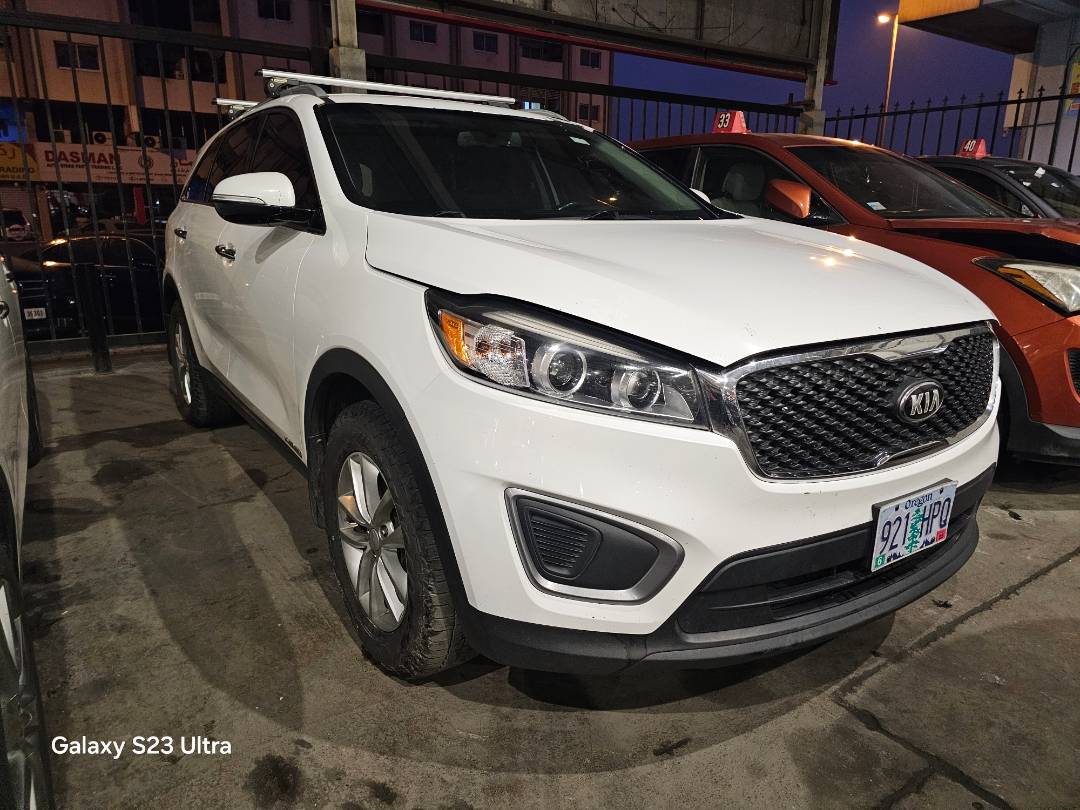 2016 KIA SORENTO — 189742 Miles — Lot GG005518 — Main - Marhaba Auctions Used Cars - Image 4