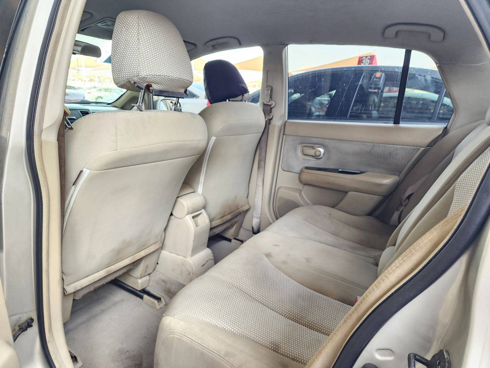 2007 NISSAN VERSA — 211450 KM — Lot 7L416064 — Souq - Marhaba Auctions Used Cars - Image 6