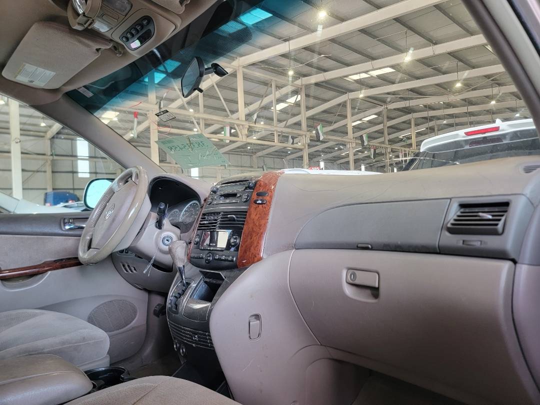 2005 TOYOTA SIENNA — 232518 Miles — Lot 38335458 - Marhaba Auctions Used Cars - Image 6