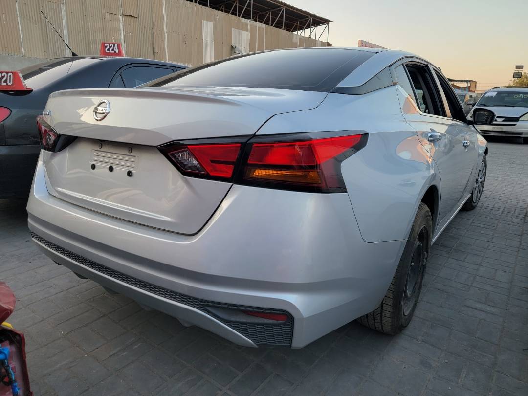 2021 NISSAN ALTIMA — 61720 Miles — Lot 363415 — Main - Marhaba Auctions Used Cars - Image 3