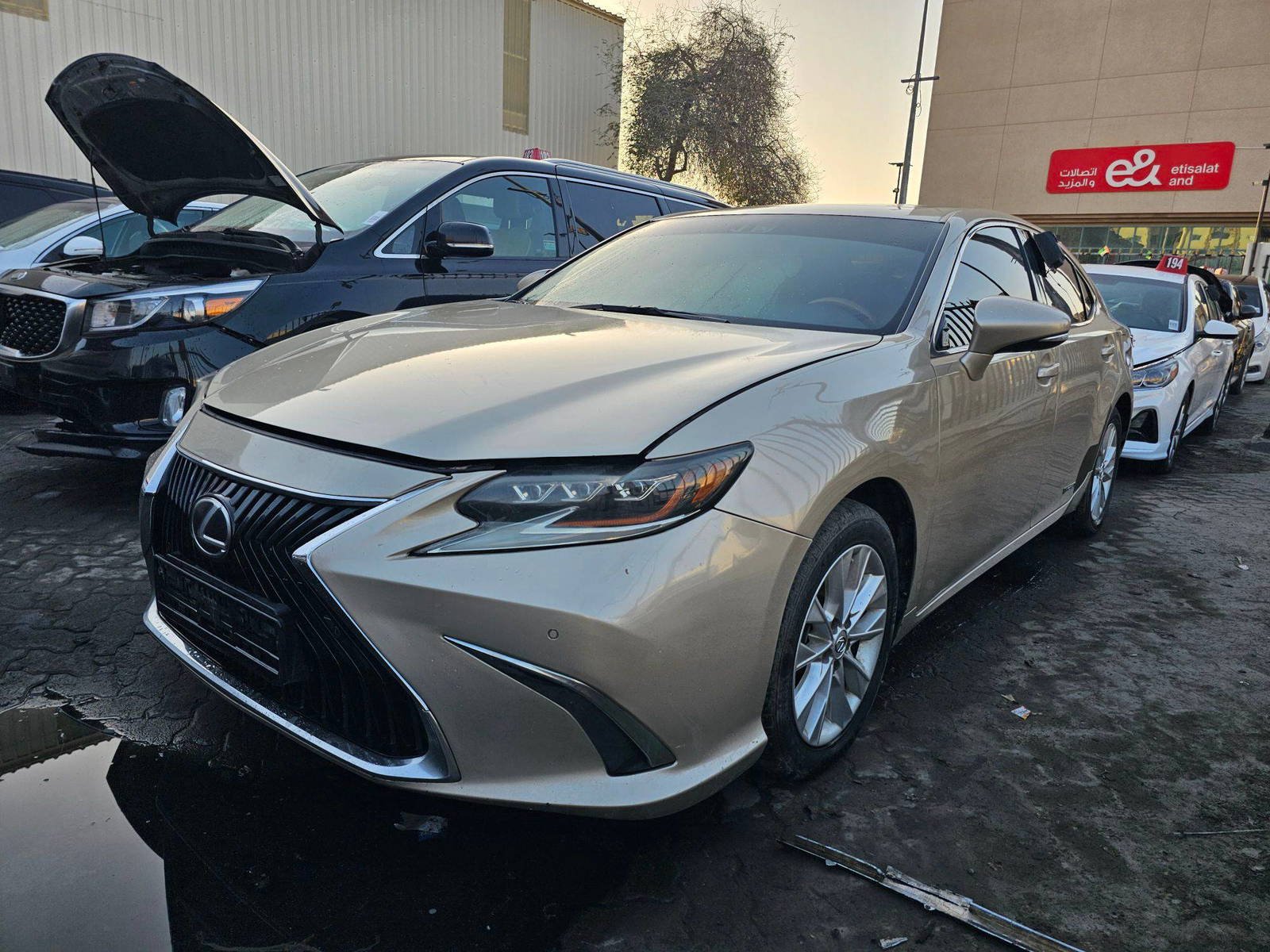 LEXUS ES 300H 2013 - Marhaba Auction Used Cars - Image 3