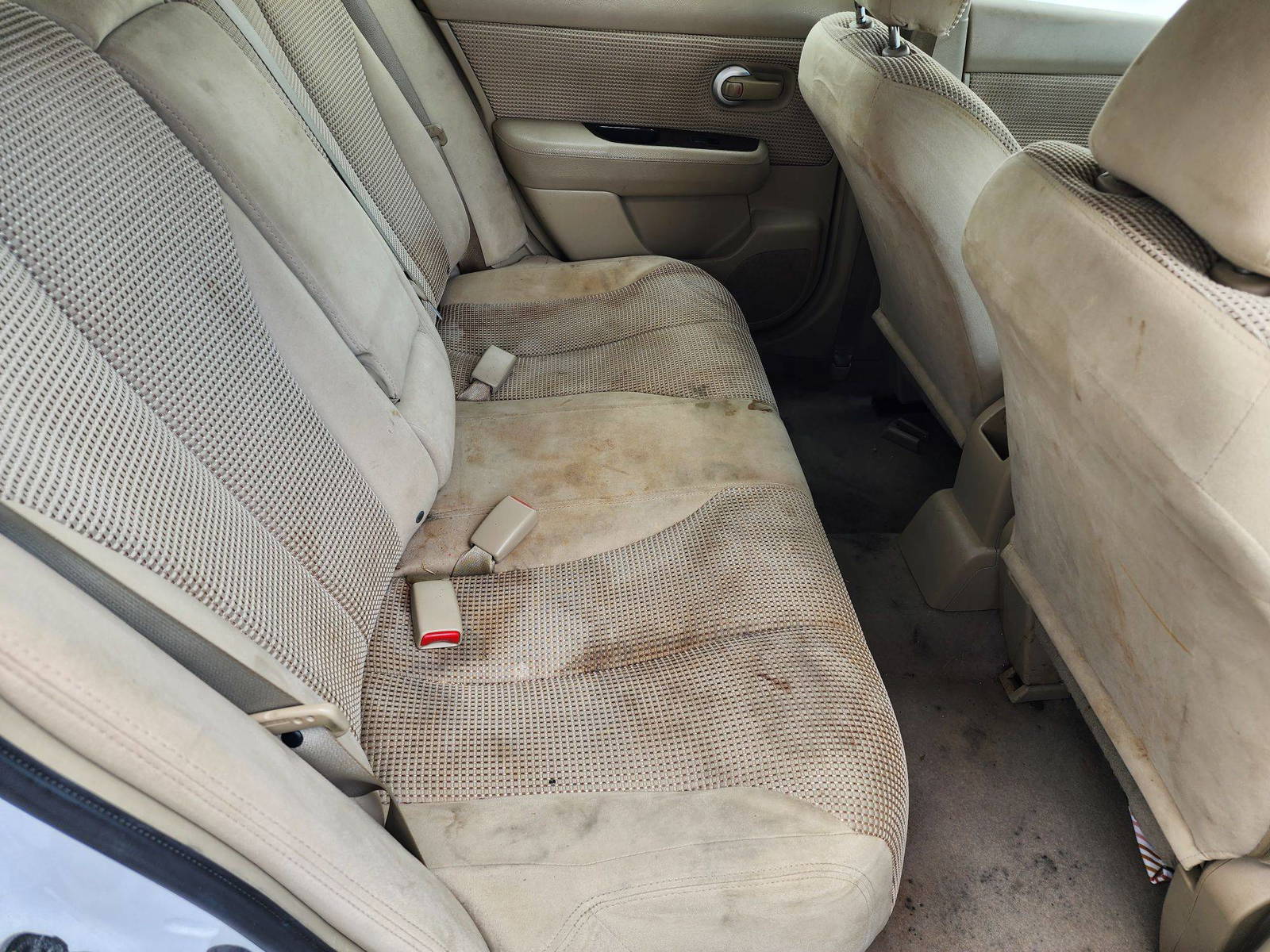 2012 NISSAN VERSA — 280092 Miles — Lot 59531103 - Marhaba Auctions Used Cars - Image 5