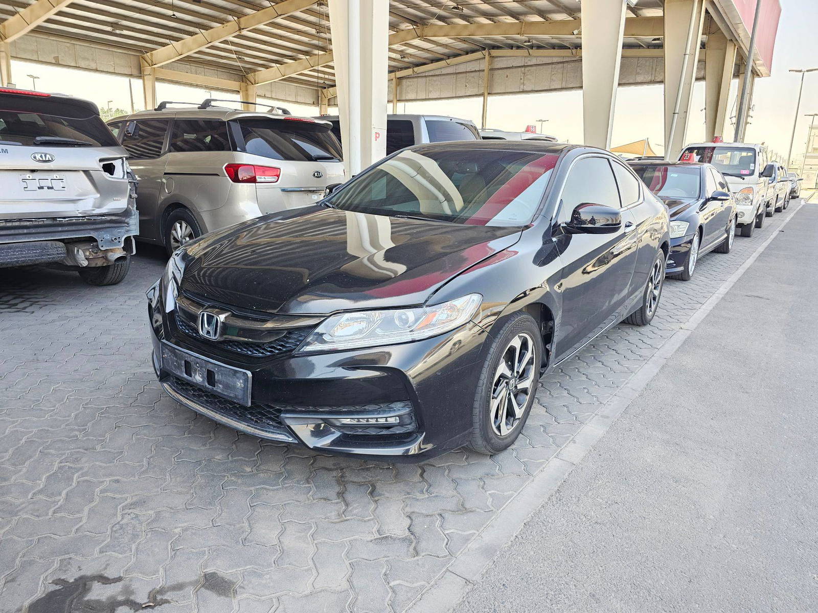 2017 HONDA ACCORD — 173411 KM — Lot 600271 — Main - Marhaba Auctions Used Cars - Image 5
