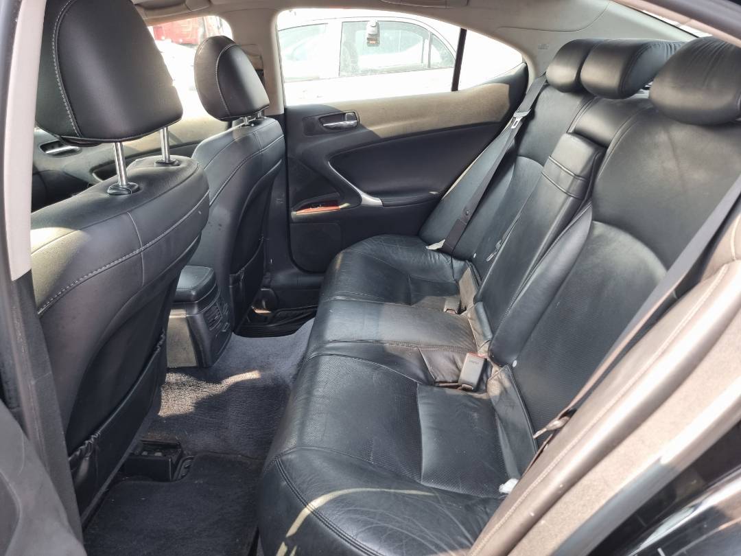 2007 LEXUS IS 250 — 166868 Miles — Lot 15605 — Ind. 12 - Marhaba Auctions Used Cars - Image 6