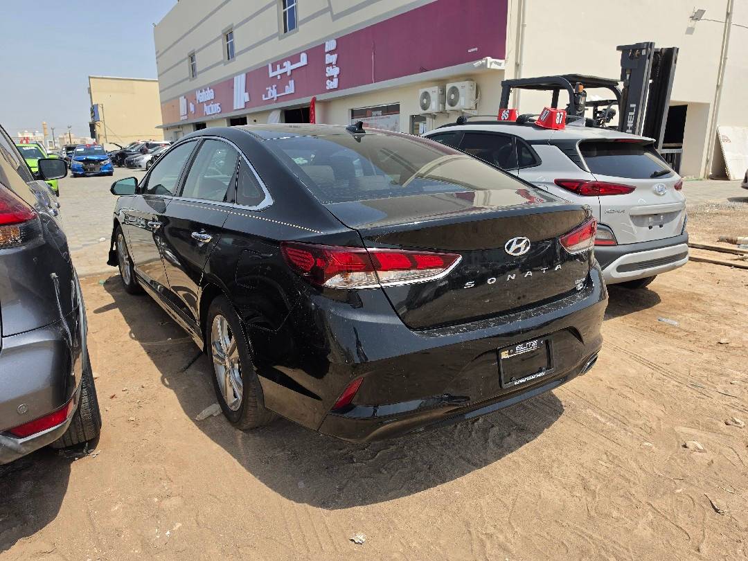 HYUNDAI SONATA SPORT