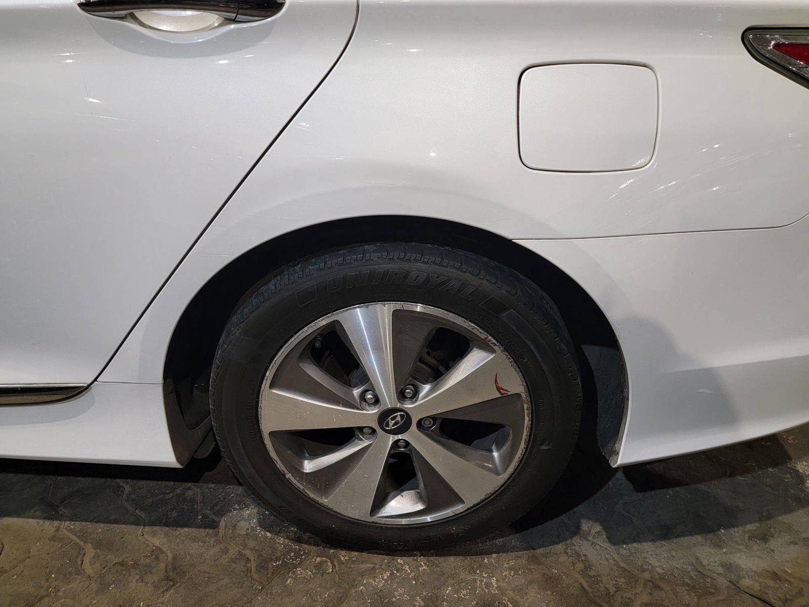 HYUNDAI SONATA 2011 - Marhaba Auction Used Cars - Image 12