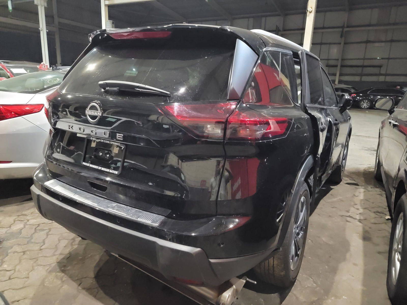 2025 NISSAN ROGUE — 6679 Miles — Lot 43822789 — Main - Marhaba Auctions Used Cars - Image 3
