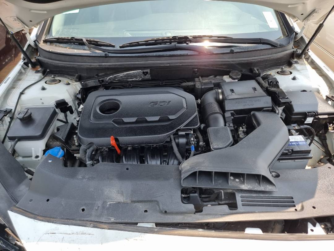 2018 HYUNDAI SONATA — 63278 Miles — Lot 1254887 — Souq - Marhaba Auctions Used Cars - Image 9