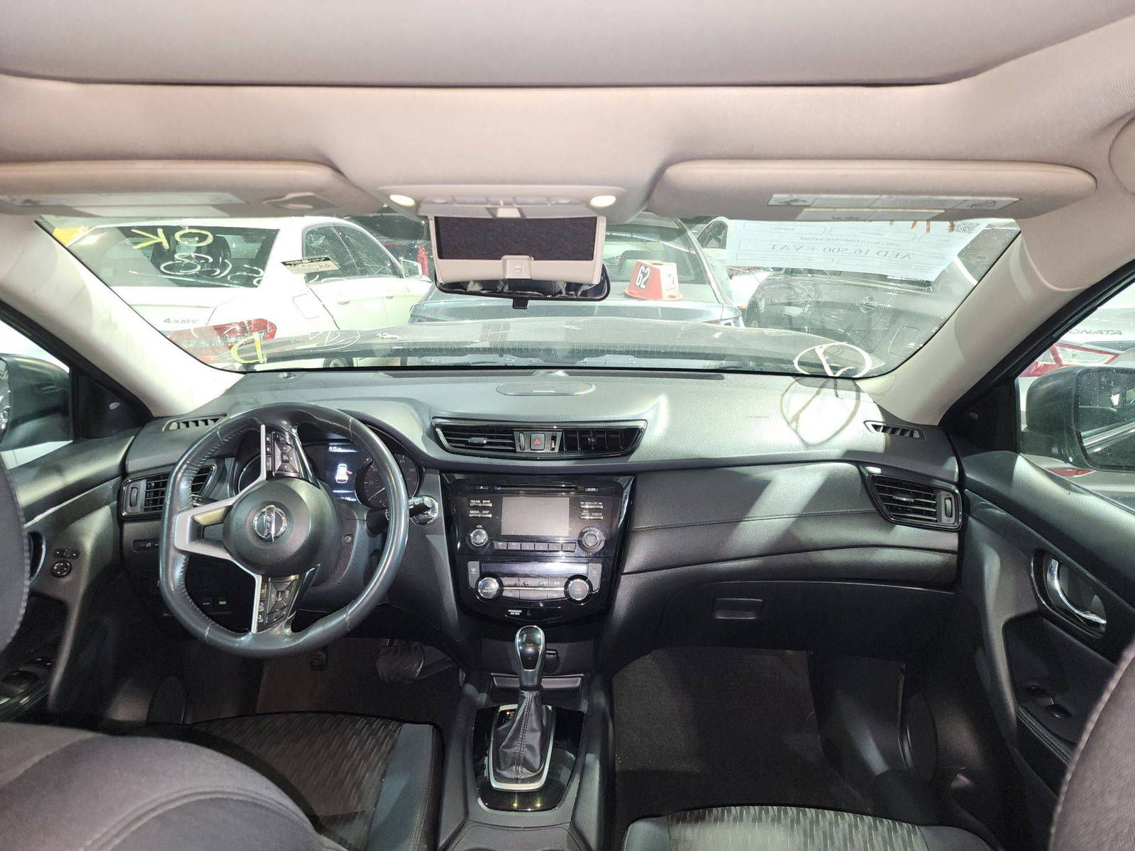 NISSAN ROGUE 2017 - Marhaba Auction Used Cars - Image 8